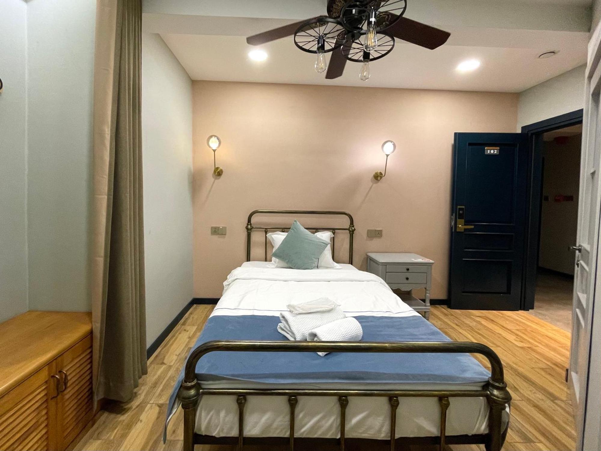 Apart Hotel Console 第比利斯 外观 照片